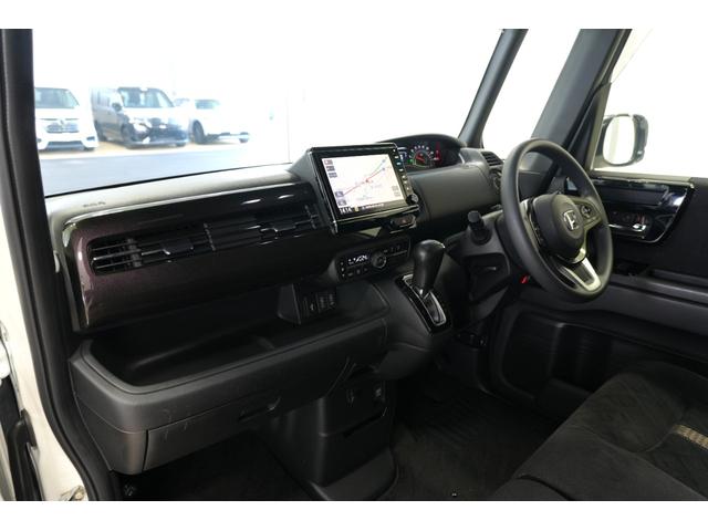 Ｎ－ＢＯＸカスタム Ｇ・Ｌホンダセンシング　ナビ　バックカメラ　ドライブレコーダー　横滑り防止装置　ＥＴＣ　充電用ＵＳＢジャック　ＬＥＤヘッドライト　フォグライト　パワースライドドア　クルーズコントロール　アルミホイール　スマートキー（14枚目）