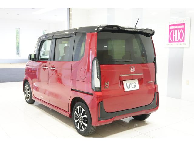 N-BOXカスタム コーディネートスタイル ホンダセンシング 横滑り防止装置 ナビ バックカメラ ETC 充電用USBジャック パワースライドドア シートヒーター クルーズコントロール アルミホイール スマートキー(6枚目)
