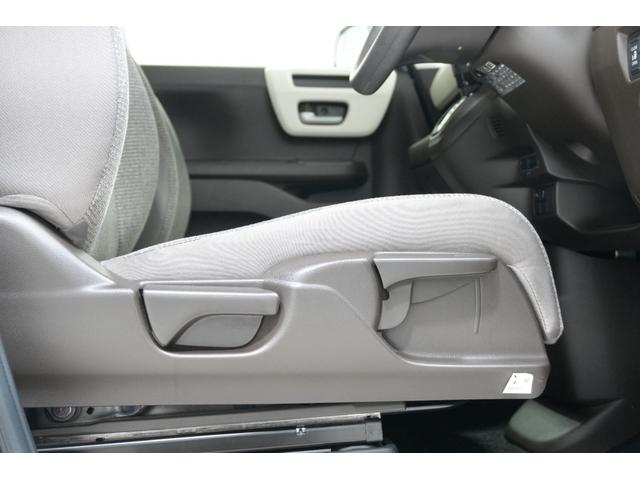 N-BOX L ホンダセンシング 横滑り防止装置 障害物センサー ナビ バックカメラ ETC 充電用USBジャック パワースライドドア シートヒーター シートバックテーブル アルミホイール スマートキー(17枚目)