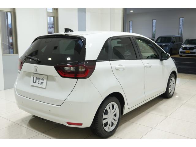 フィット ホーム 当社元レンタカー ホンダセンシング 横滑り防止装置 ディスプレイオーディオ バックカメラ ETC LEDヘッドライト クルーズコントロール スマートキー(9枚目)