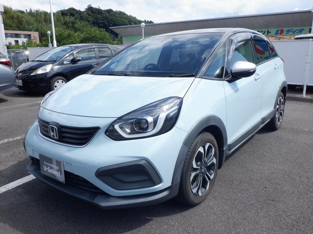 フィット ｅ：ＨＥＶクロスター　衝突回避システム　１オーナー　フルオートエアコン　前後センサー　ＬＥＤランプ　エアバッグ　サイドエアバック　地デジ　オートクルーズコントロール　ＶＳＡ　ＥＴＣ　バックカメラ（8枚目）