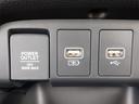 ホーム　ＥＴＣ車載器　バックモニター　ＬＥＤ　フルセグＴＶ　スマートキー　クリアランスソナー　横滑り防止装置　クルコン　ＵＳＢ接続　アイドリングストップ　セキュリティアラーム　ＡＢＳ　４ＷＤ（26枚目）