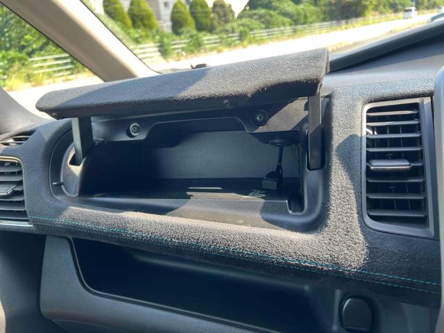 セレナ ライダー ドライブレコーダー ETC オートクルーズコントロール 衝突被害軽減システム 両側スライド・片側電動 オートライト スマートキー アイドリングストップ 電動格納ミラー 3列シート フルフラット(10枚目)