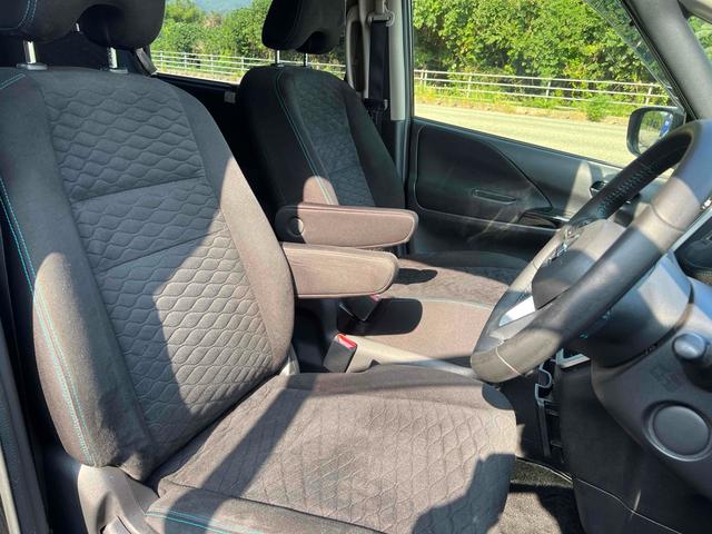 セレナ ライダー ドライブレコーダー ETC オートクルーズコントロール 衝突被害軽減システム 両側スライド・片側電動 オートライト スマートキー アイドリングストップ 電動格納ミラー 3列シート フルフラット(24枚目)