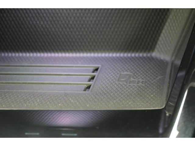 ゴルフヴァリアント ｅＴＳＩ　Ｒライン　ナビ　地デジＴＶ　ブルートゥースオーディオ　ハンズフリーフォン　ＥＴＣ　リヤビューカメラ　アラウンドビューカメラ　デジタルメーター　パワーテールゲート　ＬＥＤマトリックスヘッドライト　認定中古車（24枚目）