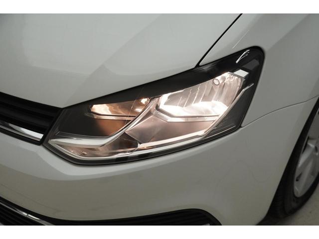 ポロ TSIコンフォートライン ナビ 地デジTV CDダイレクト録音 CD/DVDプレーヤー ETC ACC リヤビューカメラ 純正アルミホイール マニュアルエアコン ハロゲンヘッドライト 認定中古車(28枚目)