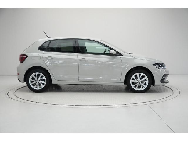 ポロ TSIスタイル ナビ ブルートゥースオーディオ ハンズフリーフォン ETC ACC リヤビューカメラ 障害物センサー 駐車支援システム デジタルメーター LEDマトリックスヘッドライト LEDテールライト 認定中古車(14枚目)