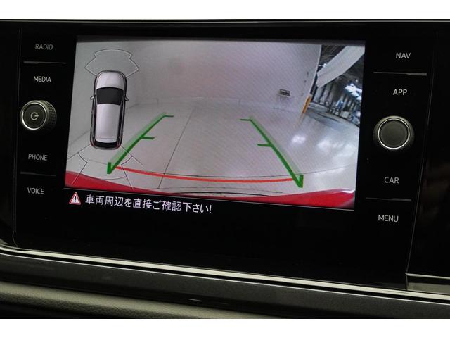 ポロ ＴＳＩハイライン　ナビ　地デジＴＶ　ＣＤ／ＤＶＤプレーヤー　ブルートゥースオーディオ　ハンズフリーフォン　ＥＴＣ　ＡＣＣ　リヤビューカメラ　障害物センサー　駐車支援システム　後方死角検知機能　認定中古車（9枚目）