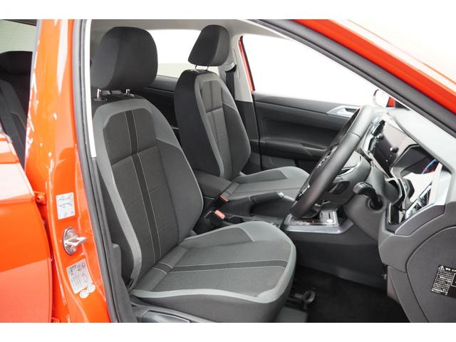 ポロ ＴＳＩハイライン　ナビ　地デジＴＶ　ＣＤ／ＤＶＤプレーヤー　ブルートゥースオーディオ　ハンズフリーフォン　ＥＴＣ　ＡＣＣ　リヤビューカメラ　障害物センサー　駐車支援システム　後方死角検知機能　認定中古車（11枚目）