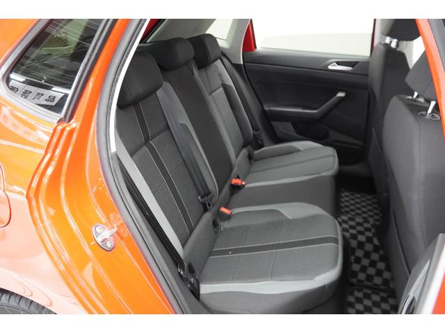 ポロ ＴＳＩハイライン　ナビ　地デジＴＶ　ＣＤ／ＤＶＤプレーヤー　ブルートゥースオーディオ　ハンズフリーフォン　ＥＴＣ　ＡＣＣ　リヤビューカメラ　障害物センサー　駐車支援システム　後方死角検知機能　認定中古車（12枚目）