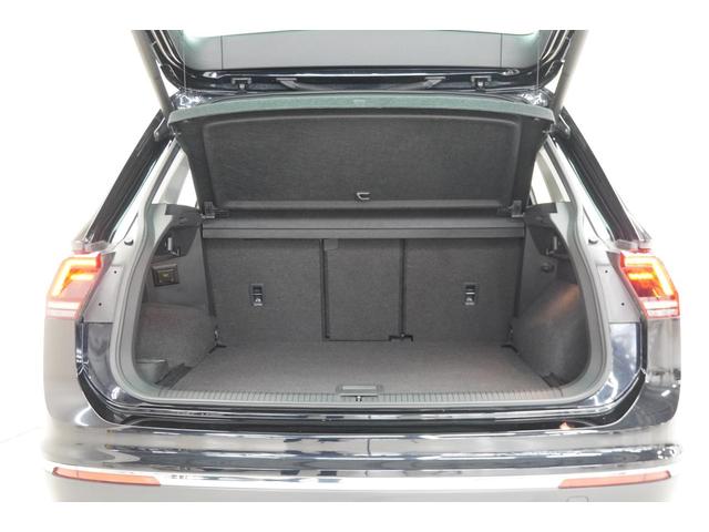 ティグアン ＴＳＩ　ハイライン　ナビ　地デジＴＶ　ＣＤ／ＤＶＤプレイヤー　ＥＴＣ　ＡＣＣ　リヤビューカメラ　アラウンドビューカメラ　障害物センサー　駐車支援システム　デジタルメーター　パワーテールゲート　認定中古車（20枚目）