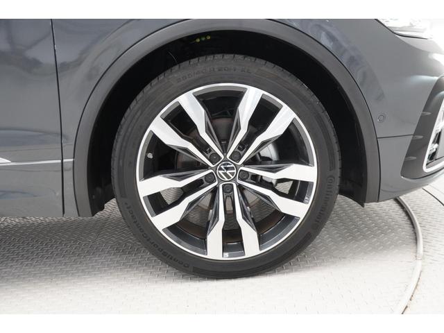 �Q�Q�T�^�S�O�q�Q�O�̃^�C���𑕒����Ă���܂��B