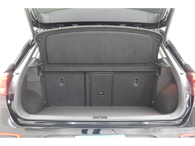 �y���Q�b�W���[���z�g�m�J�o�[�t���B�f�b�L�{�[�h�̉��Ƀe���|�����[�^�C���X�y�A������܂��B