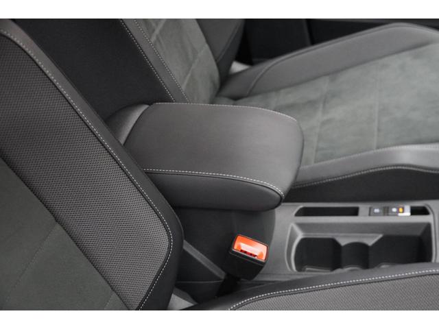 �y�Z���^�[�A�[�����X�g�z�t���ł��B����̓}�X�g�̑����ł��ˁB