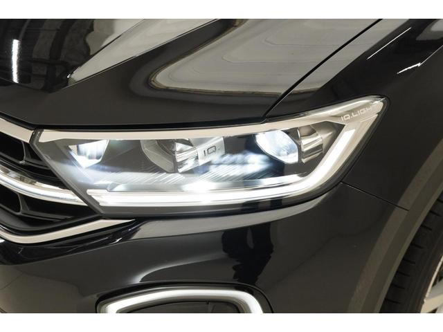 �Ό��Ԃ�O���s�Ԃ�F�����A�}�g���b�N�X���W���[���ɓ��ڂ��ꂽ�k�d�c���ʂɐ���Ǝ˂����i�̃��C�e�B���O�e�N�m���W�[�𓋍ځB