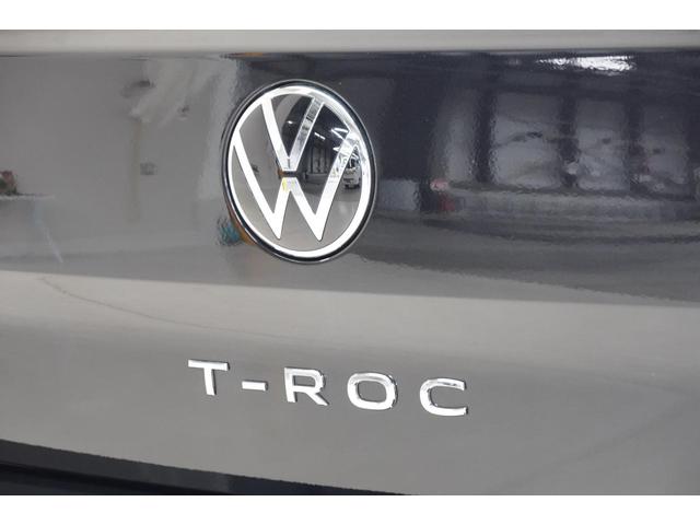 �����̂u�v�}�[�N�ɂs�|�q�n�b�̃��S�B