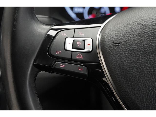 �y�X�e�A�����O�z�C�[���i�����j�z�`�b�b�Ȃǂ̉^�]�x���̑���̃X�C�b�`�ނł��B�`�b�b�͍������H�ȂǂőO�ɑ���ԂƂ̋�����ۂ��Ȃ���Ǐ]���s����^�]�x���V�X�e���ł��B