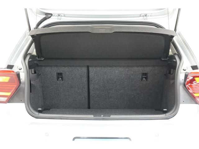 �y���Q�b�W���[���z�g�m�J�o�[�t���B�f�b�L�{�[�h�̉��Ƀ^�C�����}�C���L�b�g������܂��B