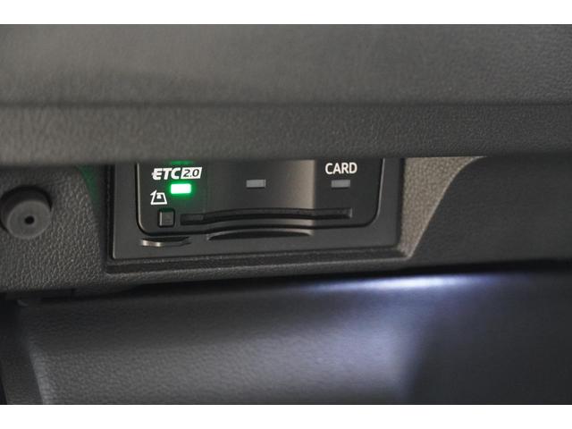 �d�s�b�Q�D�O�Ή��ԍڊ�A�O���[�u�{�b�N�X���ɂ���܂��B