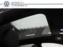 室内は茶色の差し色が特徴的です。デザインはＶＷらしくシンプル、スイッチ類が少ないです。