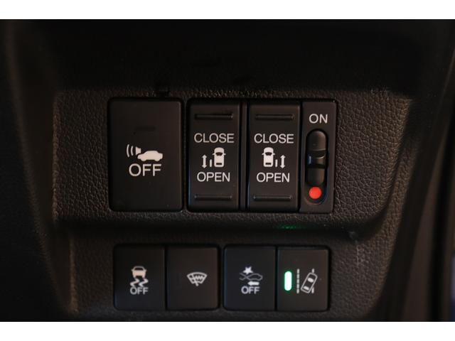 フリードハイブリッド ハイブリッド・EX ETC/ドラレコ前後/両側パワスラ/純正ナビ/TV/Bluetooth/CD/DVD/バックカメラ/禁煙車/シートヒーター/踏み間違い抑制装置/横滑り防止装置(7枚目)