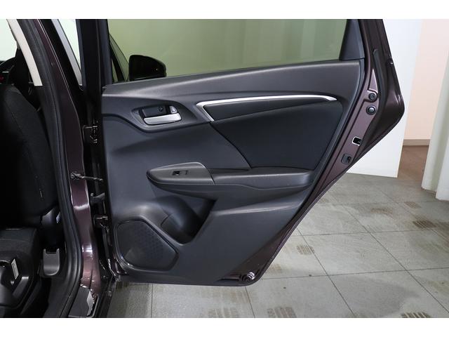 フィット 13G・Fパッケージ コンフォートエディション ETC/ナビ/バックカメラ/シートヒーター/TV/Bluetooth/CD/DVD/ワンオーナー/盗難防止装置/横滑り防止装置/アイドリングストップ(40枚目)