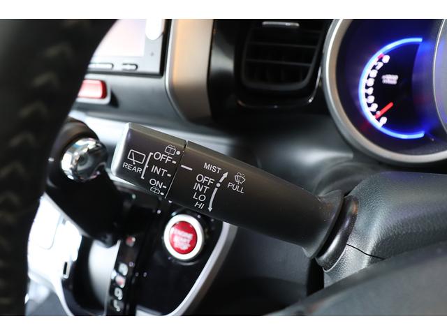 N-BOXカスタム G SSパッケージ ETC/ドラレコ前後/純正ナビ/TV/Bluetooth/CD/DVD/禁煙車/(45枚目)