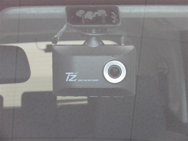 ルーミー カスタムG フルセグ メモリーナビ DVD再生 ミュージックプレイヤー接続可 バックカメラ 衝突被害軽減システム ETC ドラレコ 両側電動スライド LEDヘッドランプ ウオークスルー ワンオーナー 記録簿(18枚目)