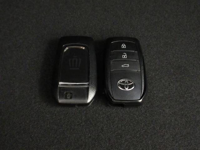 クラウンクロスオーバー Z サンルーフ 4WD フルセグ メモリーナビ ミュージックプレイヤー接続可 バックカメラ 衝突被害軽減システム ETC LEDヘッドランプ ワンオーナー 記録簿 アイドリングストップ(35枚目)