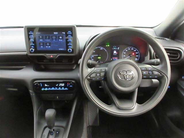 ヤリス ハイブリッドＸ　フルセグ　メモリーナビ　ミュージックプレイヤー接続可　バックカメラ　衝突被害軽減システム　ＥＴＣ　ドラレコ　ワンオーナー　記録簿　アイドリングストップ（12枚目）