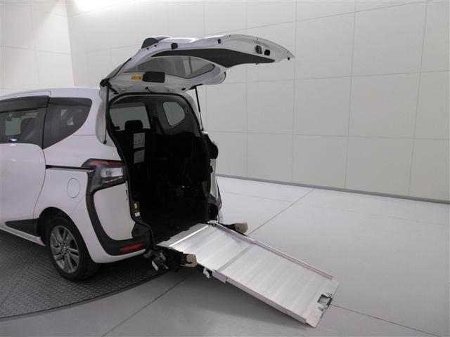 シエンタ クルマイス スロープ 3 福祉車両 フルセグ メモリーナビ DVD再生 ミュージックプレイヤー接続可 バックカメラ 衝突被害軽減システム ETC ドラレコ 両側電動スライド LEDヘッドランプ ウオークスルー ワンオーナー(12枚目)