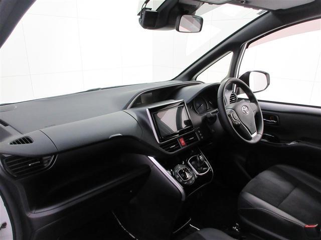 ヴォクシー ハイブリッドＺＳ　煌ＩＩＩ　フルセグ　メモリーナビ　ＤＶＤ再生　ミュージックプレイヤー接続可　バックカメラ　衝突被害軽減システム　ＥＴＣ　ドラレコ　両側電動スライド　ＬＥＤヘッドランプ　乗車定員７人　３列シート　ワンオーナー（9枚目）