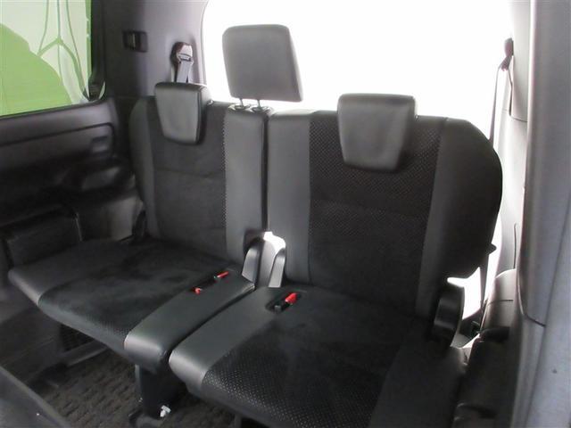 ヴォクシー ハイブリッドＺＳ　煌ＩＩＩ　フルセグ　メモリーナビ　ＤＶＤ再生　ミュージックプレイヤー接続可　バックカメラ　衝突被害軽減システム　ＥＴＣ　ドラレコ　両側電動スライド　ＬＥＤヘッドランプ　乗車定員７人　３列シート　ワンオーナー（12枚目）