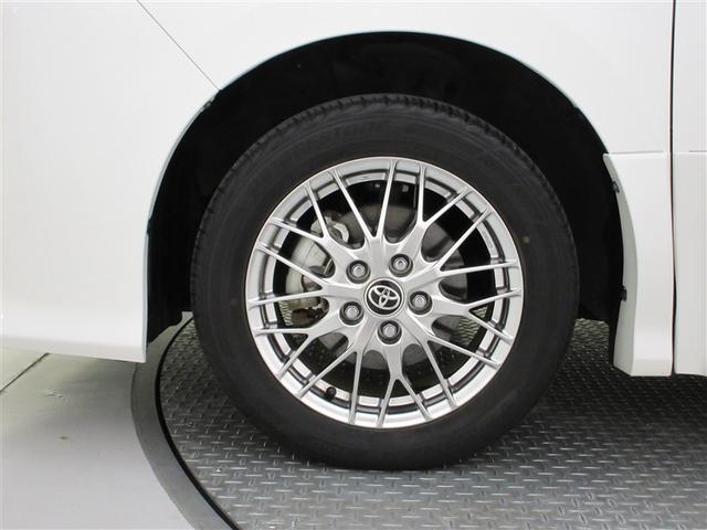 ヴォクシー ハイブリッドＺＳ　煌ＩＩＩ　フルセグ　メモリーナビ　ＤＶＤ再生　ミュージックプレイヤー接続可　バックカメラ　衝突被害軽減システム　ＥＴＣ　ドラレコ　両側電動スライド　ＬＥＤヘッドランプ　乗車定員７人　３列シート　ワンオーナー（29枚目）