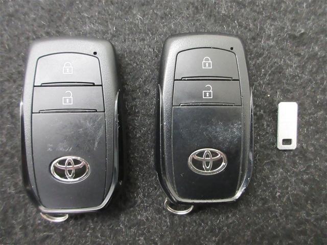 ヤリス Ｘ　メモリーナビ　ミュージックプレイヤー接続可　バックカメラ　衝突被害軽減システム　ＥＴＣ　ワンオーナー　記録簿（27枚目）