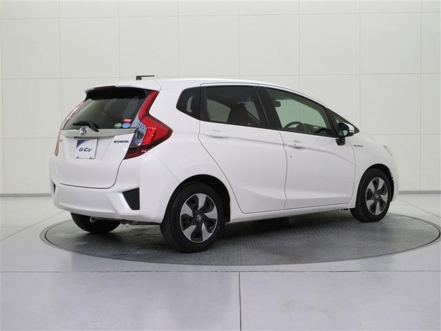 フィットハイブリッド Ｌパッケージ　フルセグ　メモリーナビ　ＤＶＤ再生　ミュージックプレイヤー接続可　バックカメラ　衝突被害軽減システム　ＥＴＣ　ドラレコ　ＬＥＤヘッドランプ　記録簿　アイドリングストップ（5枚目）