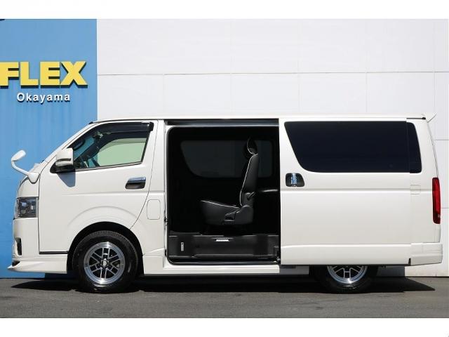 ハイエースバン スーパーＧＬ　ダークプライムＩＩ　Ｒ４年式　４ナンバー　ディーゼル４ＷＤ　モデリスタフルエアロ　ルーフスポイラー　オーバーフェンダー　ウインカーミラー　ＢＩＧＸ１１インチＳＤナビ　ＥＴＣ　レーダー探知機　シートカバー　ベッドキット（6枚目）