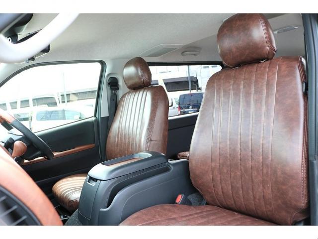 ハイエースバン ロングスーパーGL R7年式 アーバンカーキ ガソリン2WD Re Classic丸目 ブラックエディション フロントスポイラー オーバーフェンダー LEDテールランプ シートカバー ベッドキット インテリアパネル3点(17枚目)