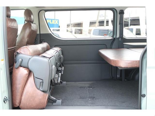 ハイエースバン ロングスーパーGL R7年式 アーバンカーキ ガソリン2WD Re Classic丸目 ブラックエディション フロントスポイラー オーバーフェンダー LEDテールランプ シートカバー ベッドキット インテリアパネル3点(20枚目)