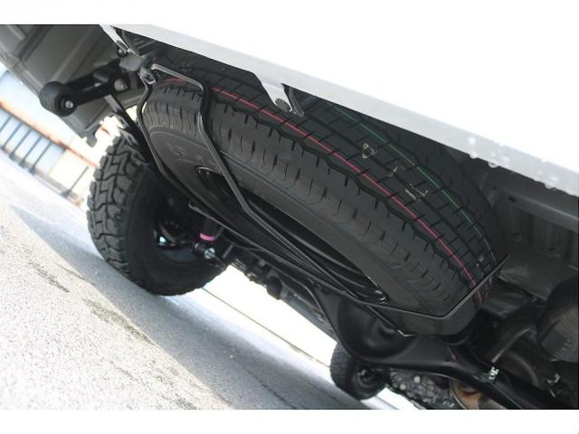 ハイエースワゴン ＧＬ　新車　ワゴンＧＬ　ガソリン４ＷＤ　ブラックエディション　スポイラー　オーバーフェンダー　ＢＩＧＸ１１インチＳＤナビ　後席モニター　ＥＴＣ　インテリア３点　シートカバー　ベッドキット　ＬＥＤテールランプ（19枚目）