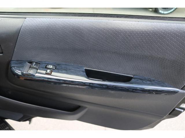 ハイエースバン ロングスーパーGL H25年式 3型 ディーゼル2WD 2インチローダウン スポイラー バッドフェイスボンネット LEDテールランプ 7インチナビ 後席モニター ETC スピーカー増設 レーダー ドラレコ ベッドキット(15枚目)