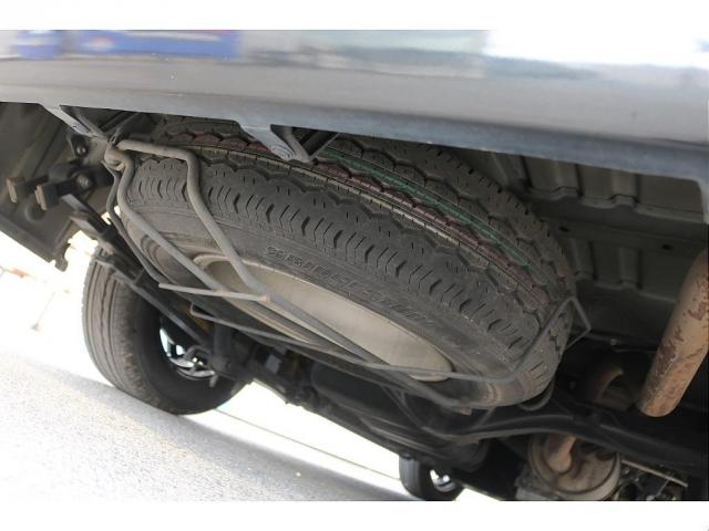 ハイエースバン ロングスーパーGL H25年式 3型 ディーゼル2WD 2インチローダウン スポイラー バッドフェイスボンネット LEDテールランプ 7インチナビ 後席モニター ETC スピーカー増設 レーダー ドラレコ ベッドキット(16枚目)