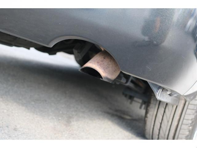 ハイエースバン ロングスーパーGL H25年式 3型 ディーゼル2WD 2インチローダウン スポイラー バッドフェイスボンネット LEDテールランプ 7インチナビ 後席モニター ETC スピーカー増設 レーダー ドラレコ ベッドキット(17枚目)