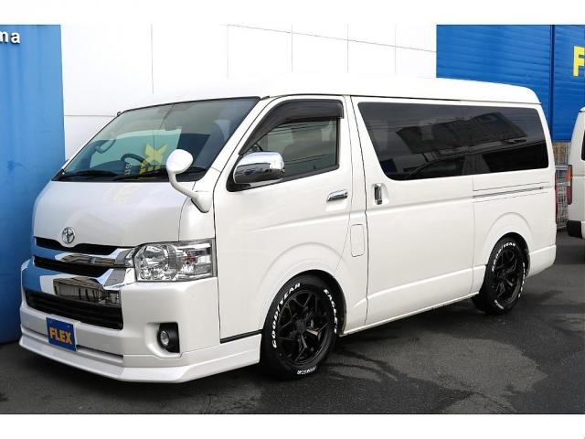 ハイエースワゴン ＧＬ　Ｈ２７年式　３ナンバー　４型　ガソリン２ＷＤ　２インチローダウン　フロントスポイラー　オーバーフェンダー　７インチＳＤナビ　後席モニター　ＥＴＣ　ドラレコ　レーダー　インテリア３点　シートカバー（8枚目）