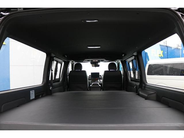 ハイエースバン スーパーＧＬ　ダークプライムＩＩ　パーキングサポート　ＰＳ無　【新車】（3枚目）