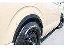 ハイエースバン ロングスーパーＧＬ　新車　ＲｅＣｌａｓｓｉｃ　アースカラーパッケージ　１．５インチローダウン　マットブラック塗装　７インチフルセグＳＤナビ　ＥＴＣ　ＬＥＤテールランプ　シートカバー　内装架装Ｖｅｒ４　ルーフトップテント（7枚目）
