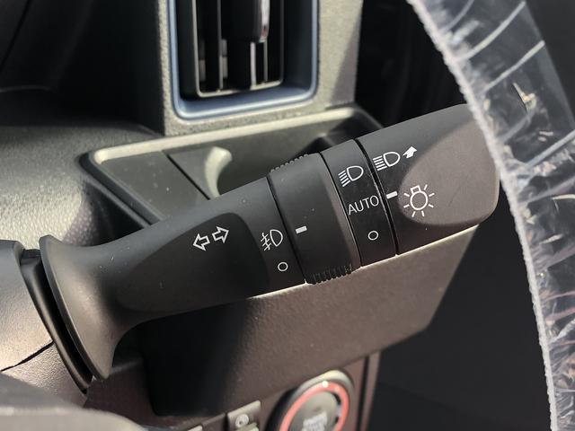 タント カスタムX LEDヘッドライト/フォグランプ コーナーセンサー 運転席/助手席シートヒーター 両側パワ-スライドドア 禁煙車 記録簿 認定中古車 レーンアシスト 衝突回避支援システム搭載車(19枚目)