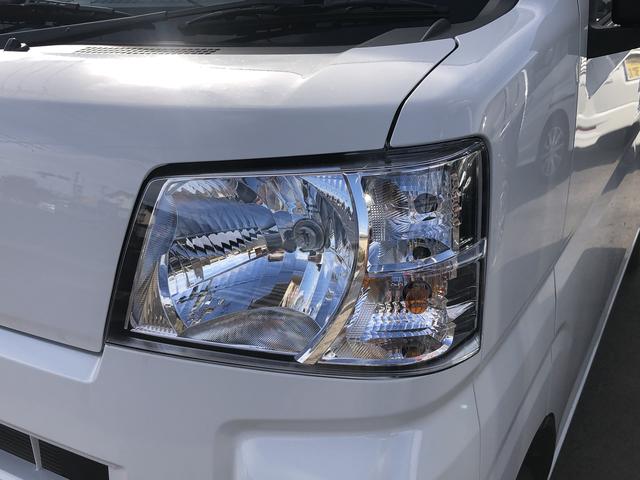 ハイゼットカーゴ DX 4WD MT車 ABS 禁煙車 記録簿 認定中古車 レーンアシスト オートマチックハイビーム 衝突回避支援システム搭載車(7枚目)