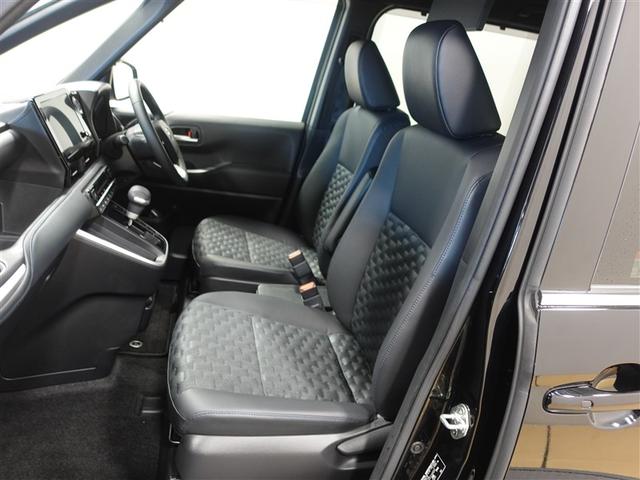 ヴォクシー Ｓ－Ｚ　フルセグ　ＤＶＤ再生　ミュージックプレイヤー接続可　後席モニター　バックカメラ　衝突被害軽減システム　ＥＴＣ　ドラレコ　両側電動スライド　ＬＥＤヘッドランプ　乗車定員７人　３列シート　ワンオーナー（6枚目）