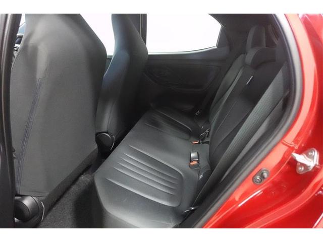 ヤリス G フルセグ ミュージックプレイヤー接続可 バックカメラ 衝突被害軽減システム ETC ドラレコ 記録簿(7枚目)